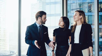 Language Courses: The Key to Cross-Cultural Communication